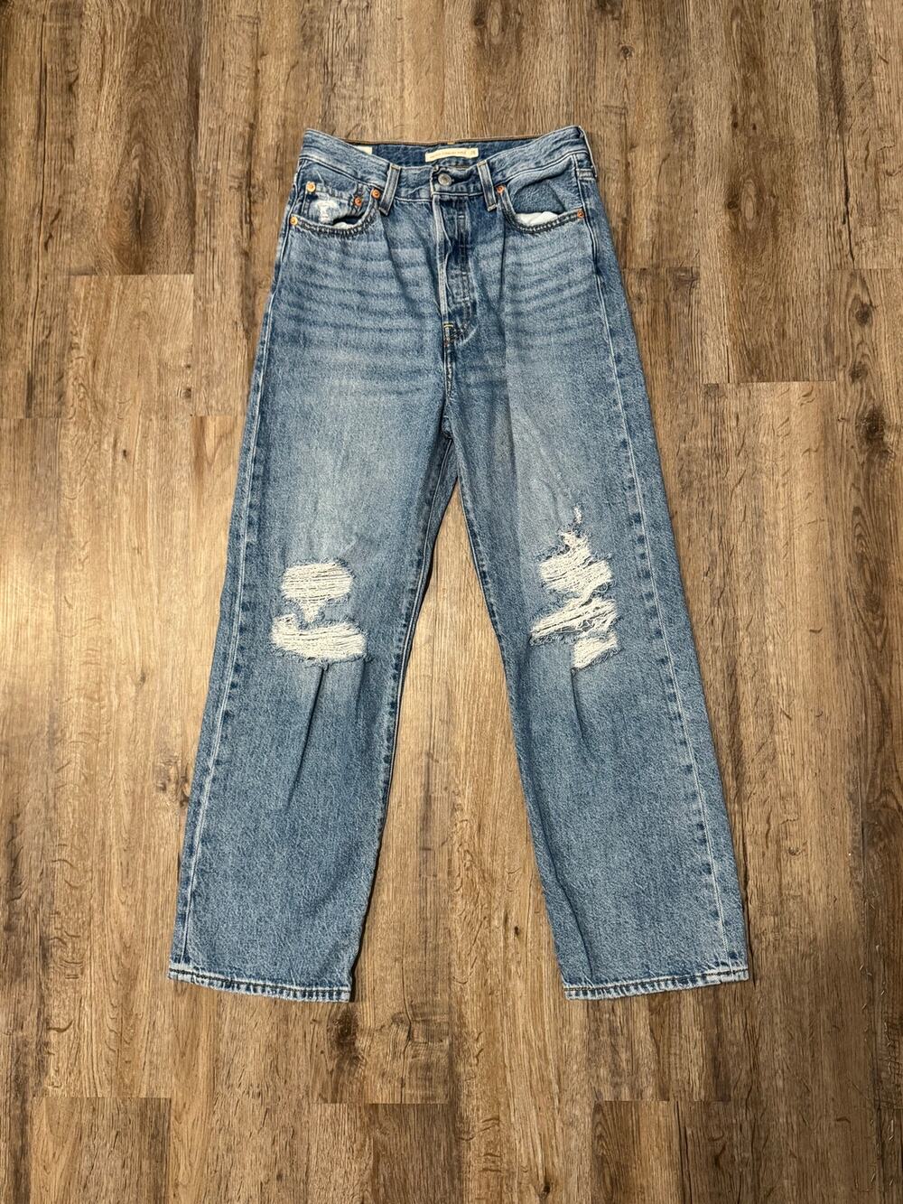 Levi's Premium Women’s Ribcage Straight Ankle Jean Size 26